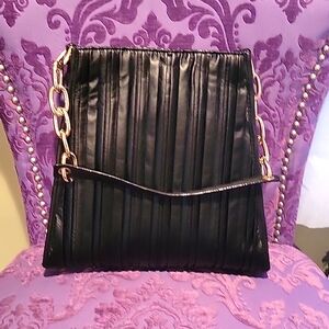 House of want black purse